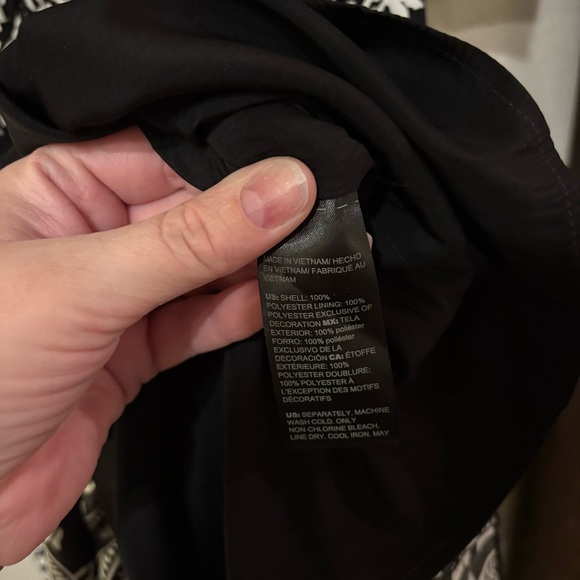 ❗️FINAL❗️Chico's Black and White Paisley Maxi Dress Small 4 - Picture 10 of 11